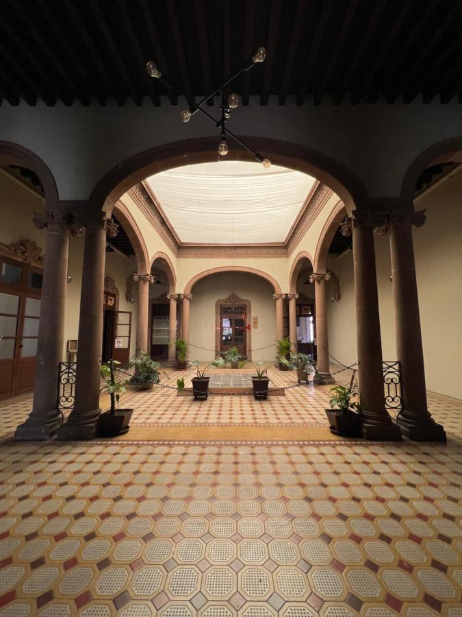 Iturbide500 Hostal Сан-Луис-Потоси Экстерьер фото