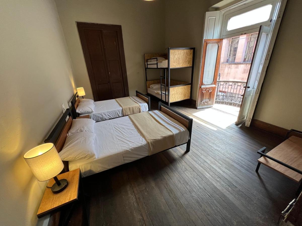 Iturbide500 Hostal Сан-Луис-Потоси Экстерьер фото
